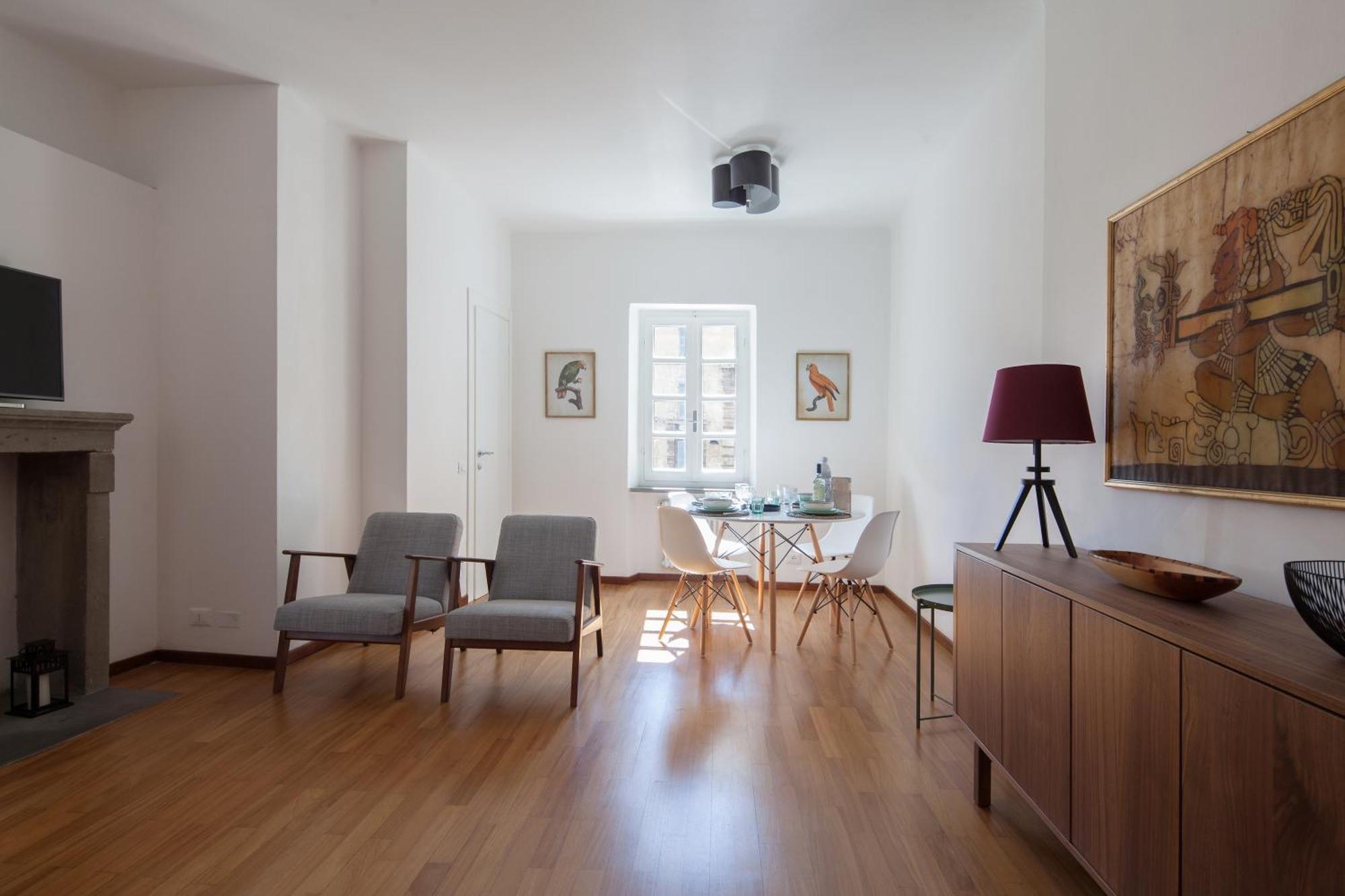Vicolo Apartment, Pedestrian Centre, 2Bdr, 2,5 Bth, Aircondo, Private Parking, Easy To Train And Ferries, City Life Λα Σπέτσια Εξωτερικό φωτογραφία