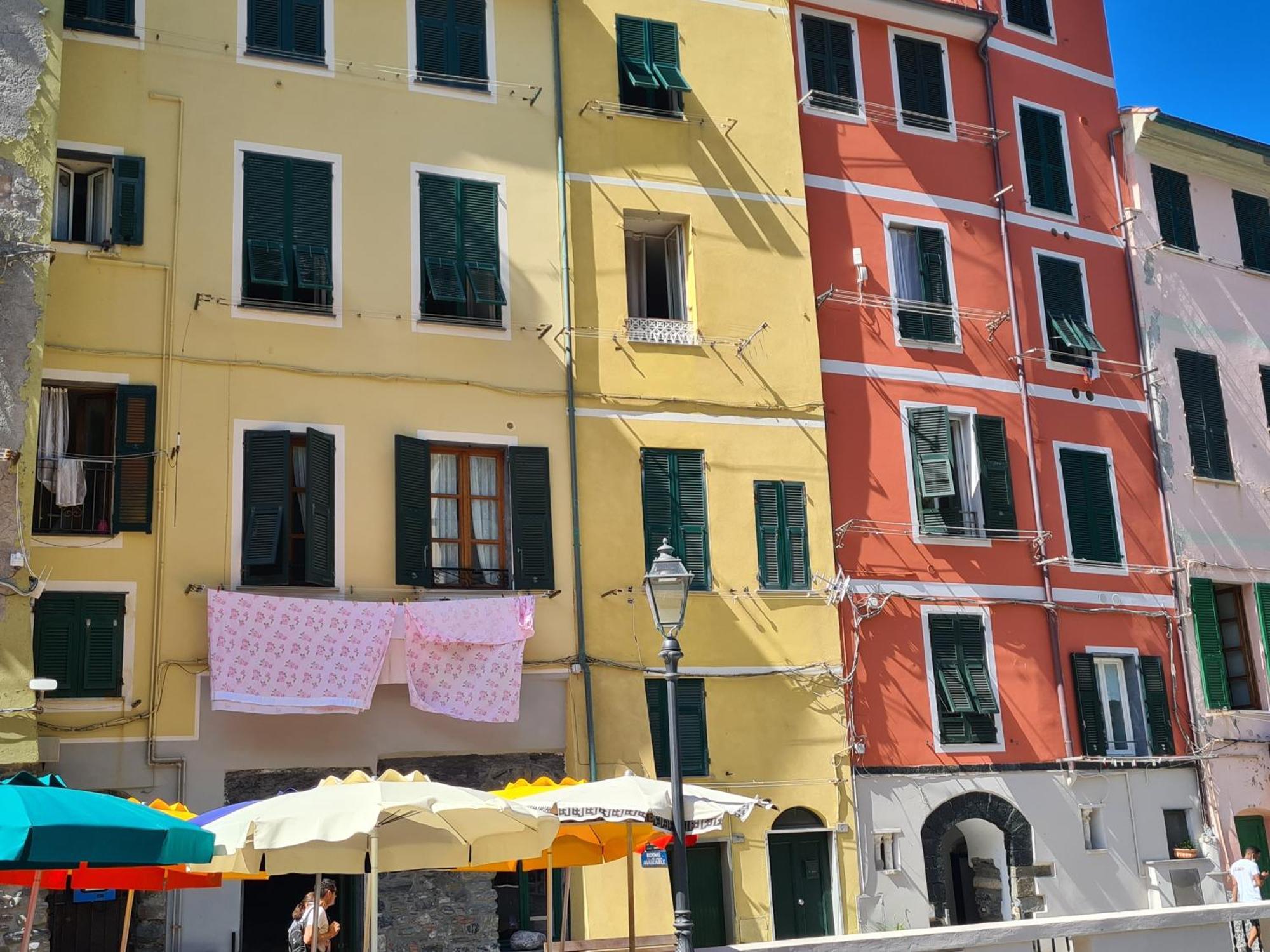 Vicolo Apartment, Pedestrian Centre, 2Bdr, 2,5 Bth, Aircondo, Private Parking, Easy To Train And Ferries, City Life Λα Σπέτσια Εξωτερικό φωτογραφία