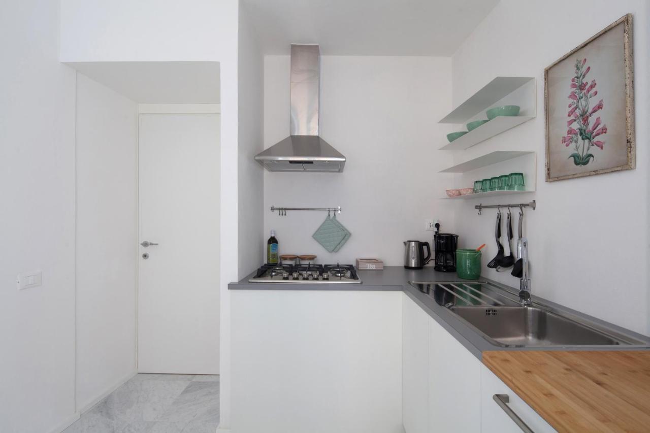 Vicolo Apartment, Pedestrian Centre, 2Bdr, 2,5 Bth, Aircondo, Private Parking, Easy To Train And Ferries, City Life Λα Σπέτσια Εξωτερικό φωτογραφία